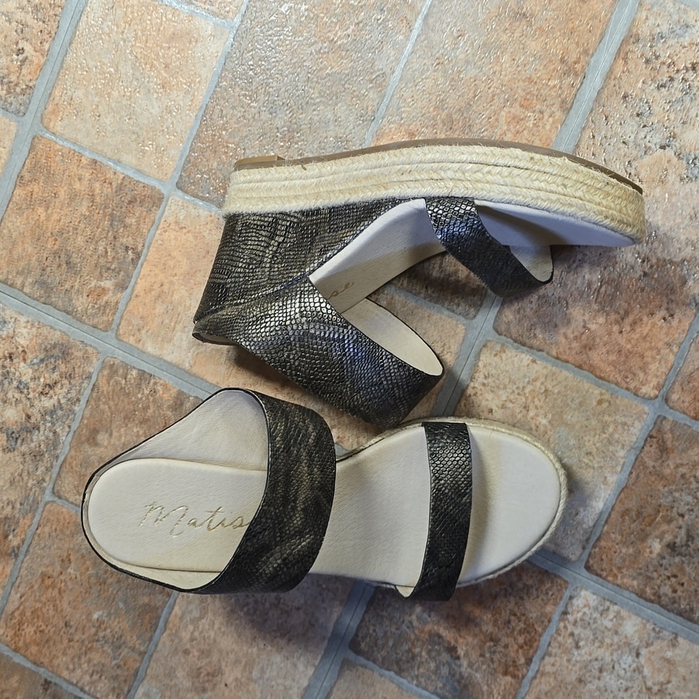 Matisee Sandals | Size 8 - Picture 8 of 8